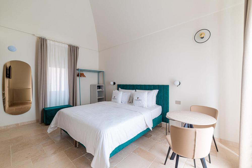 Suites Dimora Garibaldi ペスキチ エクステリア 写真